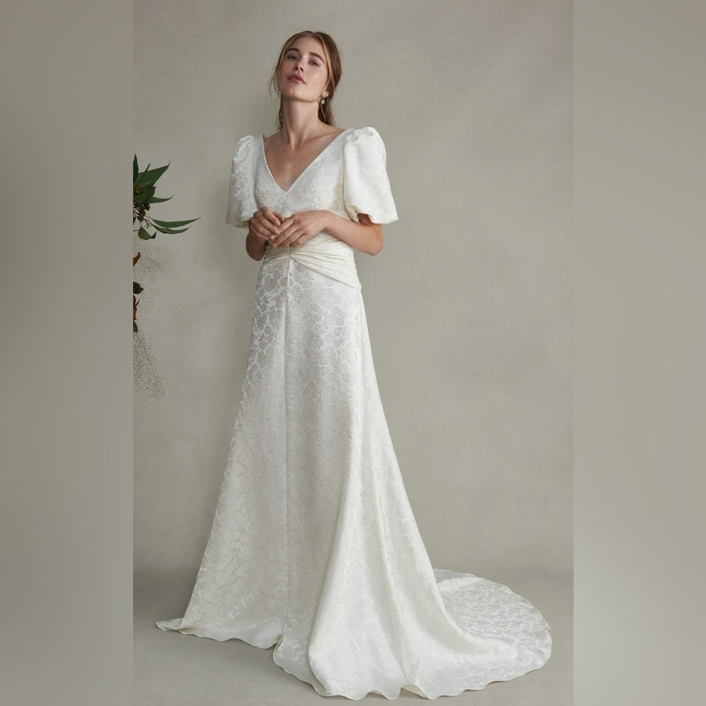 Markarian silk wedding gown - street size 4